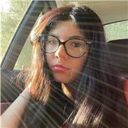 Studentessa universitaria impartisce lezioni di filosofia, storia, italiano, latino